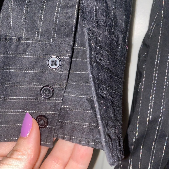 New York & Company button down Tunic blouse in Black with Silver Strips Size S - Picture 3 of 9